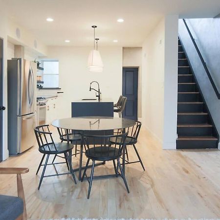 Large 2 Bdr With Deck Hosted By Stayrafa Philadelphia Exterior foto