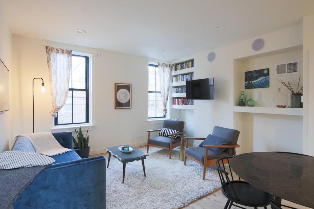 Large 2 Bdr With Deck Hosted By Stayrafa Philadelphia Exterior foto