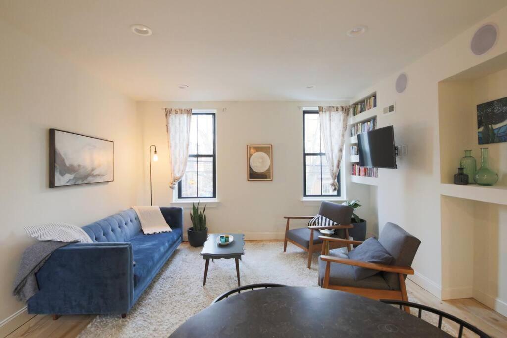 Large 2 Bdr With Deck Hosted By Stayrafa Philadelphia Exterior foto